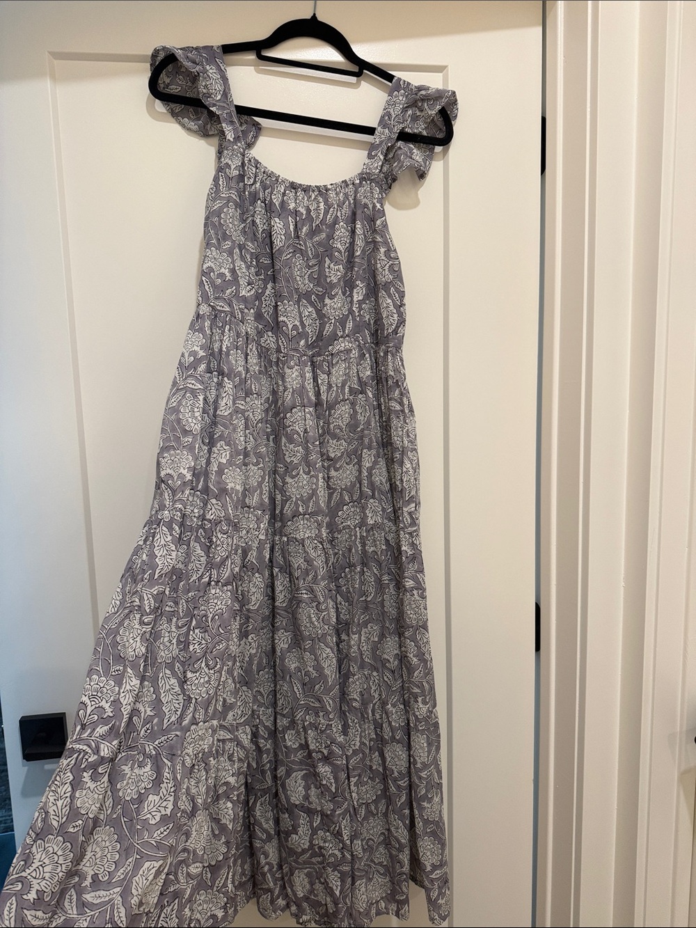 Floral Tiered Maxi Dress - Grey/White